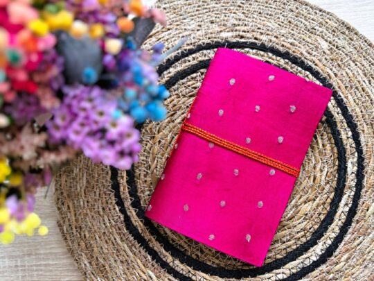 Libreta sari fucsia